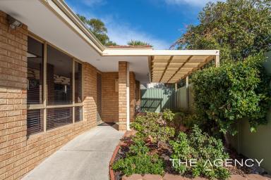 House For Sale - WA - Bicton - 6157 - Beautiful Private, Lock Up and Leave Home  (Image 2)