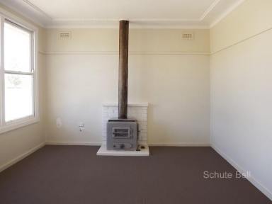 House Leased - NSW - Trangie - 2823 - Comfortable Cottage  (Image 2)