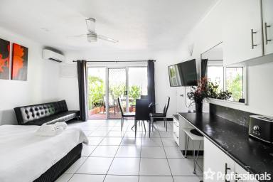 Unit Sold - QLD - Dolphin Heads - 4740 - Oceanfront Unit!  (Image 2)