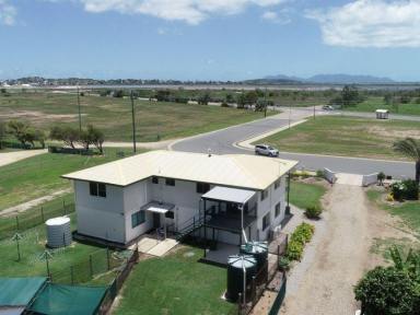 Business For Sale - QLD - Bowen - 4805 - FREEHOLD Residence/Boarding Kennels/Caravan Storage, Tropical QLD Lifestyle.  (Image 2)