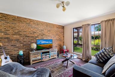 Townhouse Leased - QLD - Newtown - 4350 - Perfect Inner City Unit  (Image 2)