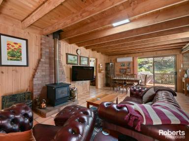 House For Sale - TAS - Mole Creek - 7304 - Four Bedroom  Farmhouse With  Dam and Acreage  (Image 2)