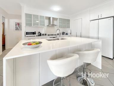 House For Sale - NSW - Inverell - 2360 - Prestige Property In Prestige Location  (Image 2)