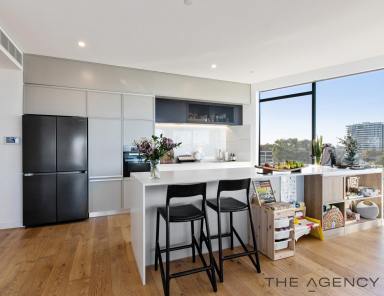 Apartment For Sale - WA - Mount Pleasant - 6153 - AN ABSOLUTE BEAUTY  (Image 2)