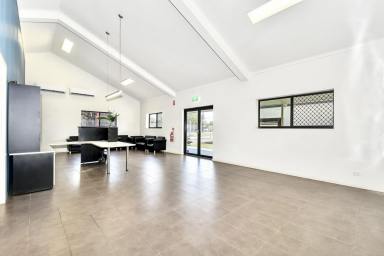 Office(s) Sold - NT - Humpty Doo - 0836 - 8.82% yield: VERSATILE FACILITY  (Image 2)
