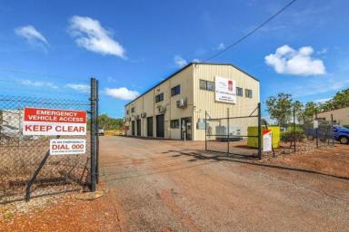 Office(s) For Sale - NT - Humpty Doo - 0836 - 7.15% yield: COMMERCIAL DUPLEX ACROSS TWO TITLES (Image 2)