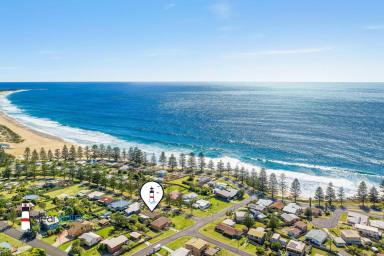 House For Sale - NSW - Tuross Head - 2537 - Hear the waves crashing!  (Image 2)