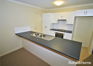 House For Lease - NSW - Worrigee - 2540 - Spacious Family Duplex with Modern Comforts  (Image 2)