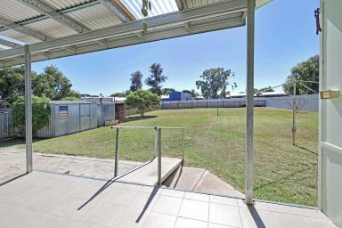 House For Sale - NSW - Bourke - 2840 - Great position in town  (Image 2)
