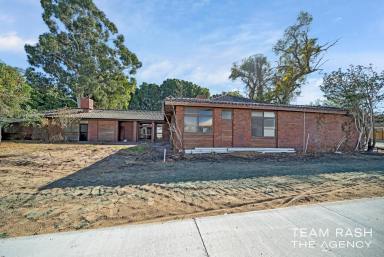 House Sold - WA - Madeley - 6065 - Renovate, Invest or Develop!  (Image 2)