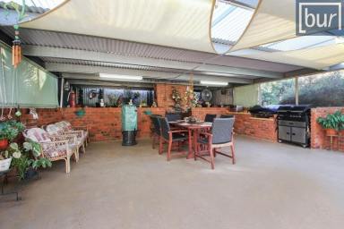 House For Sale - VIC - Wahgunyah - 3687 - Family Friendly Township With Quality Living  (Image 2)
