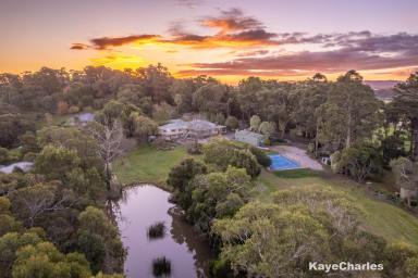 Acreage/Semi-rural Sold - VIC - Beaconsfield Upper - 3808 - “Toomah”  (Image 2)