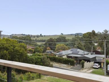 House For Sale - VIC - Waterford Park - 3658 - 3 Bedroom Family Home on Double Block with Stunning Views  (Image 2)
