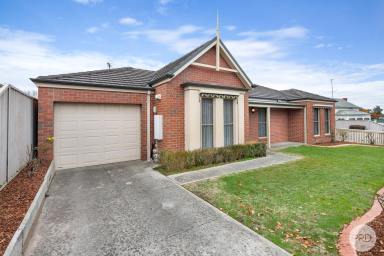 Unit Sold - VIC - Ballarat North - 3350 - Charming Two-Bedroom Townhouse In Ballarat North  (Image 2)