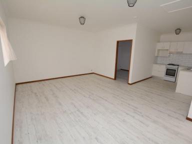 Flat For Lease - NSW - Old Bar - 2430 - MODERN GRANNY FLAT  (Image 2)