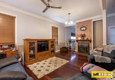 House Sold - NSW - Grafton - 2460 - ALL GENUINE OFFERS CONSIDERED  (Image 2)