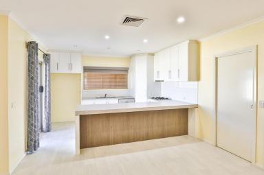 House For Sale - VIC - Mildura - 3500 - SOMETHING FOR EVERYONE  (Image 2)