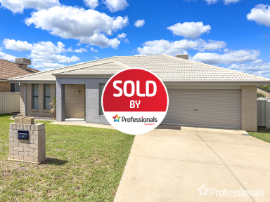 House Sold - NSW - Tamworth - 2340 - 7 Rosehill Place  (Image 2)