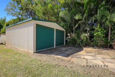 House For Sale - QLD - Bundaberg North - 4670 - ACREAGE ON CITY FRINGE WITH A REAL TROPICAL OASIS FEEL - WHAT A FIND !!!  (Image 2)