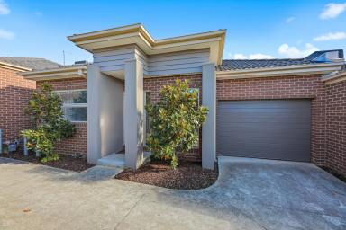 Unit Sold - VIC - Drouin - 3818 - Carefree Living, Walk to Town  (Image 2)