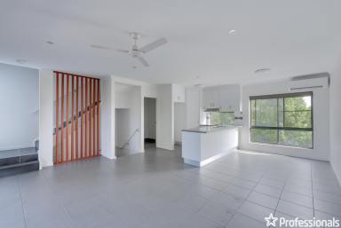 Unit For Sale - QLD - Blacks Beach - 4740 - Another Level of Living!  (Image 2)