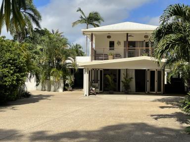 House For Sale - QLD - Bucasia - 4750 - Two Properties - One Title - Rare Beachfront Opportunity  (Image 2)