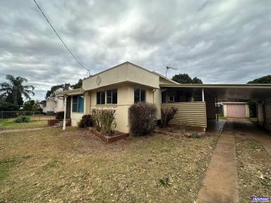 House Leased - QLD - Kingaroy - 4610 - House Close to School and Walk to CBD  (Image 2)