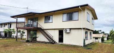 House For Sale - QLD - Cardwell - 4849 - Beachside 3b/r highset home room to move on a large block  (Image 2)