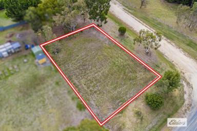 Residential Block For Sale - VIC - Elmhurst - 3469 - Perfect building block between 2 mountain ranges  (Image 2)