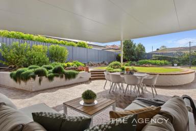 House Sold - WA - Dianella - 6059 - Yes! This one's groovy baby.  (Image 2)