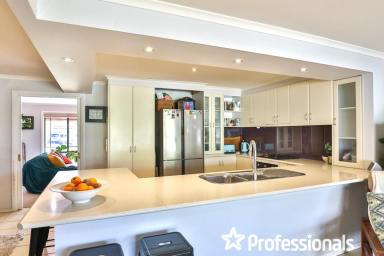 House Sold - VIC - Mildura - 3500 - Lifestyle Home with Pool  (Image 2)