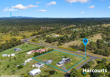 House For Sale - QLD - Redridge - 4660 - BIG FAMILY HOME WITH TOWN WATER  (Image 2)