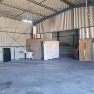 Industrial/Warehouse Leased - VIC - Seymour - 3660 - VERSATILE WAREHOUSE ON THE MAIN ROAD  (Image 2)