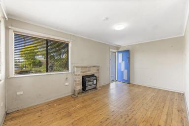 House Sold - QLD - Wilsonton - 4350 - Super Starter and a Smart Investment!  (Image 2)