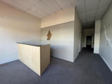 Retail For Lease - VIC - Hamilton - 3300 - Commercial retail space  (Image 2)