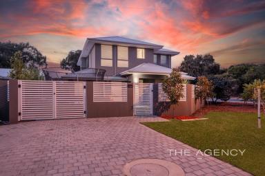 House Sold - WA - Sorrento - 6020 - Coastal Family Living at Its Best !  (Image 2)