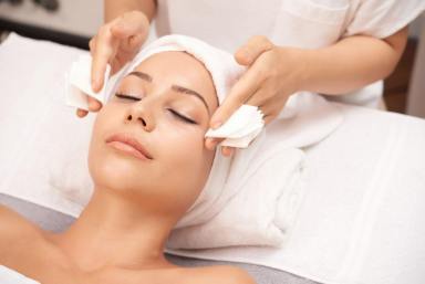 Business For Sale - WA - Dunsborough - 6281 - Own a Thriving Skincare Clinic in Coastal Dunsborough, WA!  (Image 2)