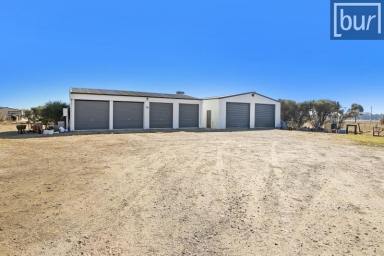 Lifestyle For Sale - NSW - Jindera - 2642 - “Aroona”- Your Ideal Rural Lifestyle Retreat  (Image 2)