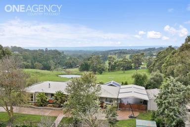 House For Sale - VIC - Nyora - 3987 - Luxury Living on 10 Acres  (Image 2)