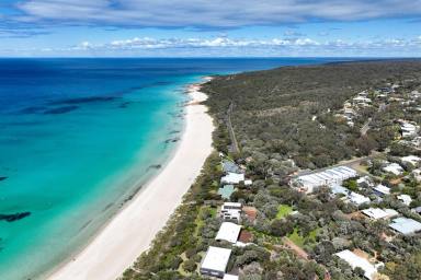 Residential Block For Sale - WA - Eagle Bay - 6281 - RARE RESORT SIZED BLOCK...MOMENTS TO THE BEACH!  (Image 2)