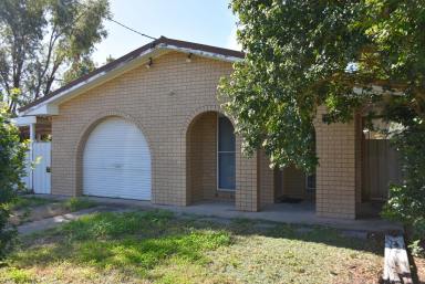 House For Lease - NSW - Moree - 2400 - Amaroo Area  (Image 2)