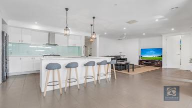 House For Sale - NSW - Moama - 2731 - Spacious inside & out!  (Image 2)