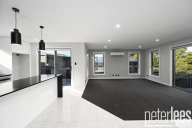 Unit For Sale - TAS - Kings Meadows - 7249 - Spacious Modern Unit - Prime Location  (Image 2)