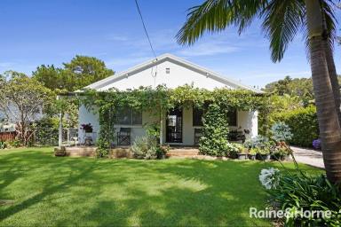 House For Lease - NSW - Culburra Beach - 2540 - Waterfront Living  (Image 2)