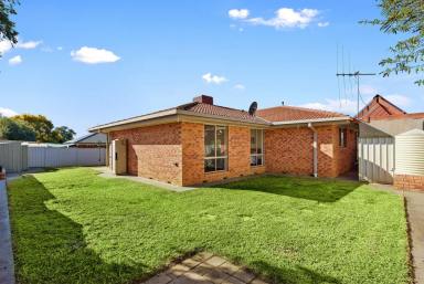 House Sold - VIC - Golden Square - 3555 - YOUR GOLDEN OPPORTUNITY!  (Image 2)