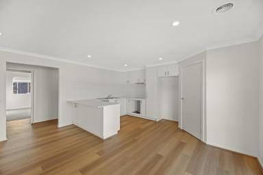 Unit For Sale - VIC - Drouin - 3818 - STYLISH TOWNHOUSE DESIGNED FOR MODERN LIFESTYLE  (Image 2)