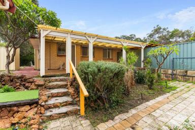 House Sold - WA - Kalamunda - 6076 - Two Homes and a Shed on a 1267 sqm Block  (Image 2)