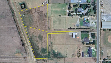 Residential Block For Sale - VIC - Kerang - 3579 - INVEST OR BUILD  (Image 2)