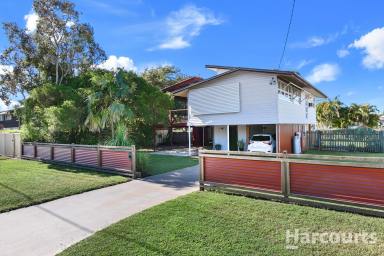 House For Sale - QLD - Maryborough - 4650 - Character-Filled Highest Home in Prime Location!  (Image 2)