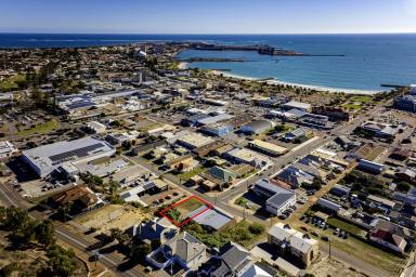 Residential Block Sold - WA - Geraldton - 6530 - Mixed Use R80 Lot in a Prime Position  (Image 2)